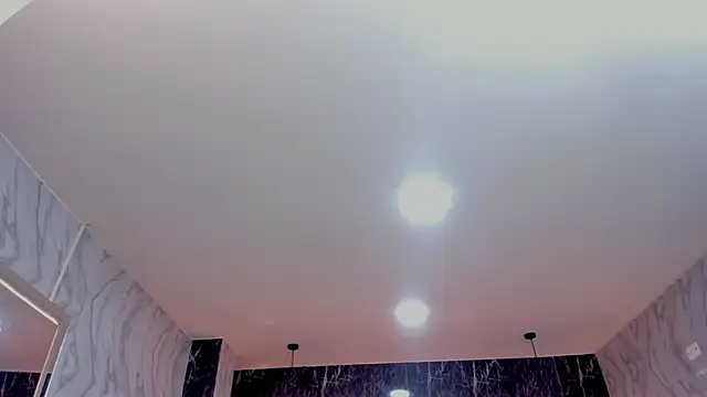 LatinaHoleQueen live