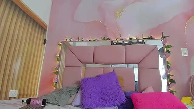 Mila_grace_ live