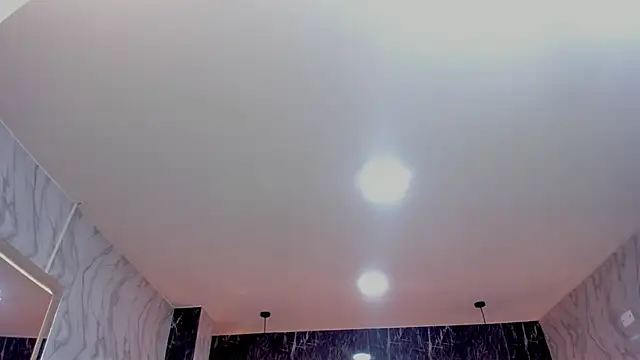 LatinaHoleQueen live