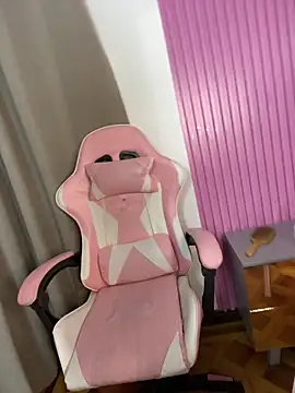 KYRAROSE_ live