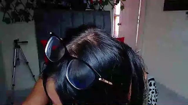 Violettasquirt live
