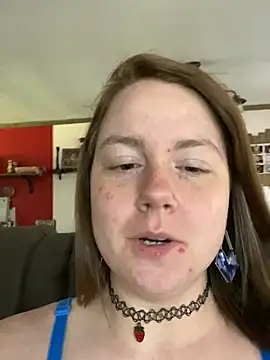 Strawberrykisses96 live