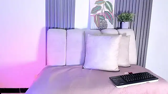 Kayla_stern_ live