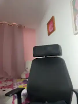 Melody_Fox26 live
