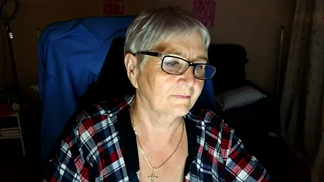 Sandra_Snowflake live