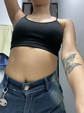 chloe_bluee_ live
