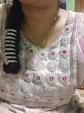 Monika_telugu_queen live