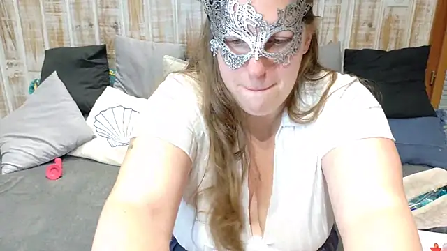 FrancaiseLynne live