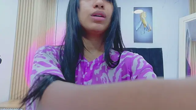 littlee_emilyy_ live