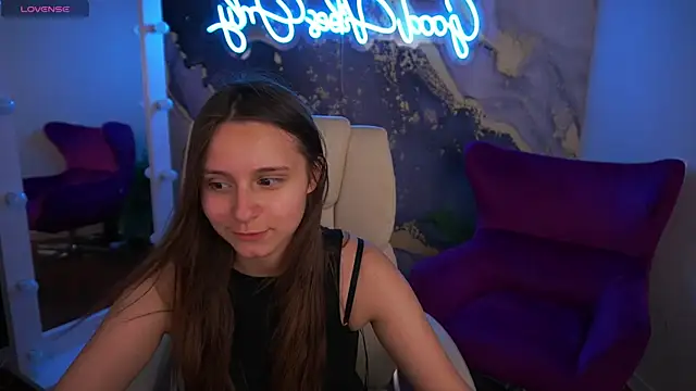 TinyNatalie live