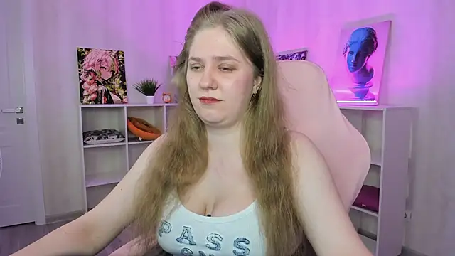 Megan_Violer live