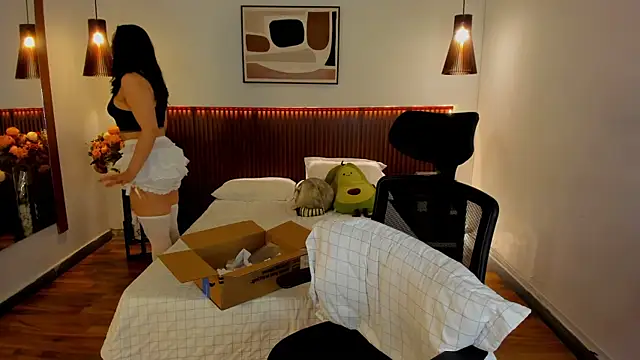KatherineBond live