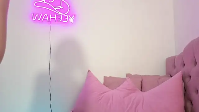 MAHYRA_TAY live