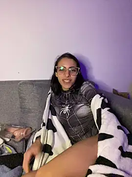 Poison_Ivy_29 live