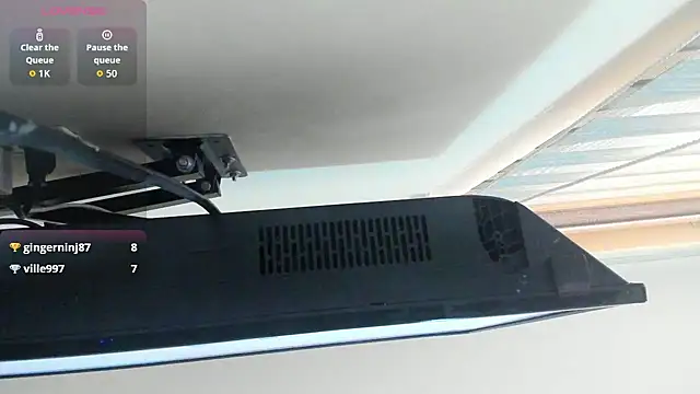 ValeryJohanson_ live