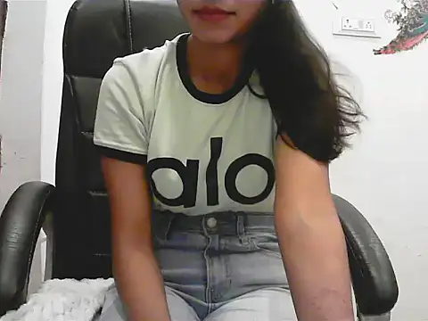 short_girl_ live
