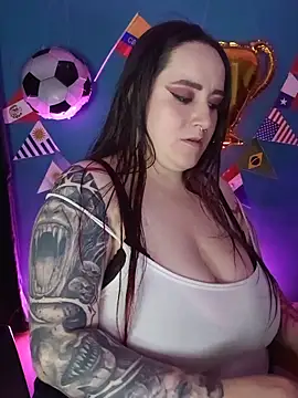 Lena_black_ live