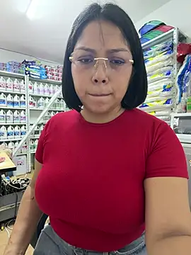 ISABELLA__LUNA live