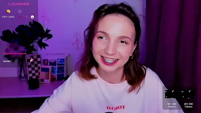 KindHazelHere_ live