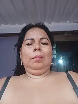 Mother-Big-tits live