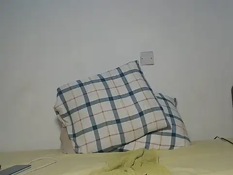 Dark_cherryberry live