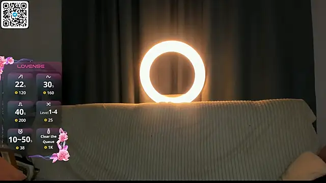 Cosmic_Gleam live