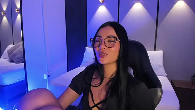 emily_tolson live