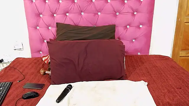 WILD_KITTYxXx live
