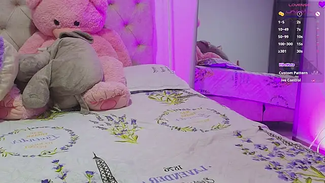 SoofiKiss live