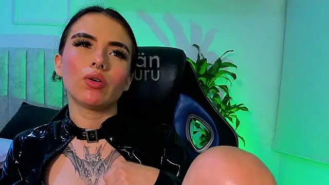 isabella_hv live