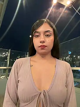 LilacNoir live