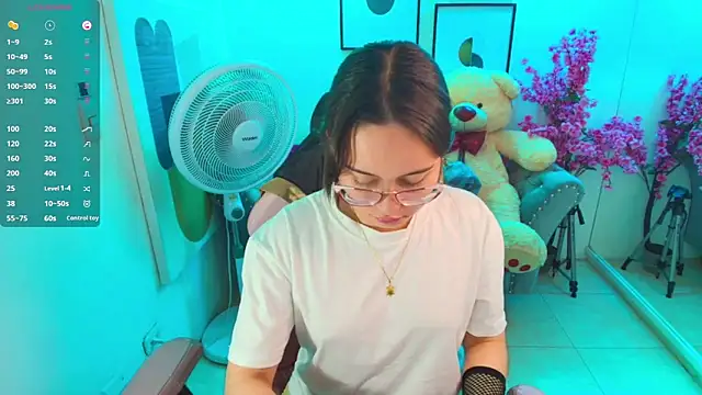 Shady_bug live