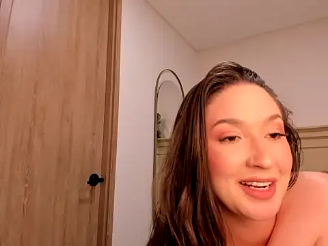 Miacollins0 live
