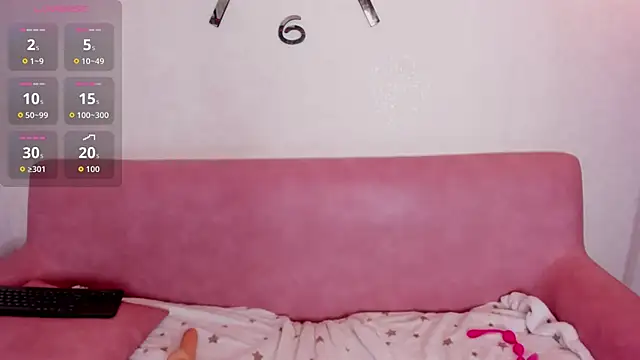 CoralineRed live
