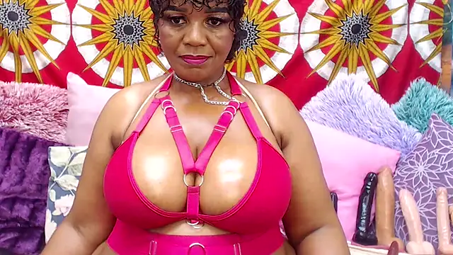 MATURExxxASS live