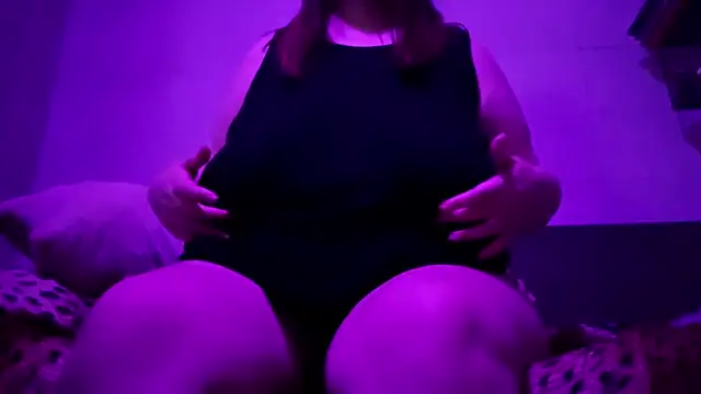 DanaMilky live