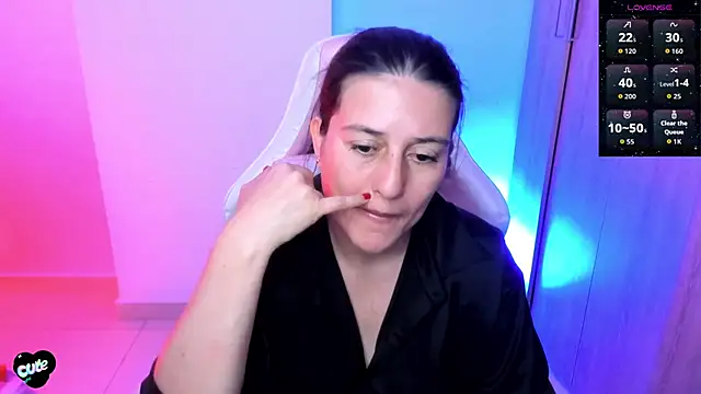 Saskyaa live