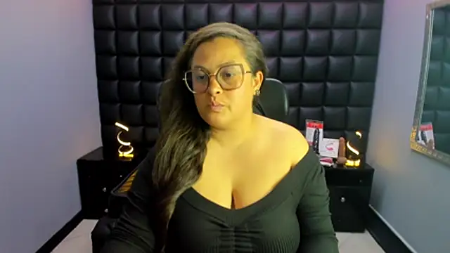 Sarah_Boobs_ live