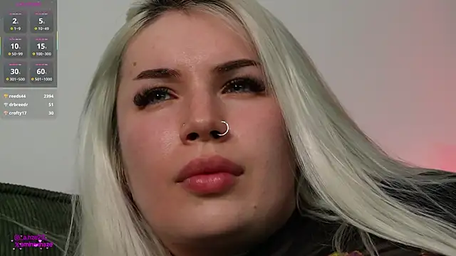 Amina_Haze live