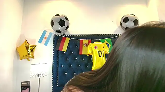 Gabriela_milani live