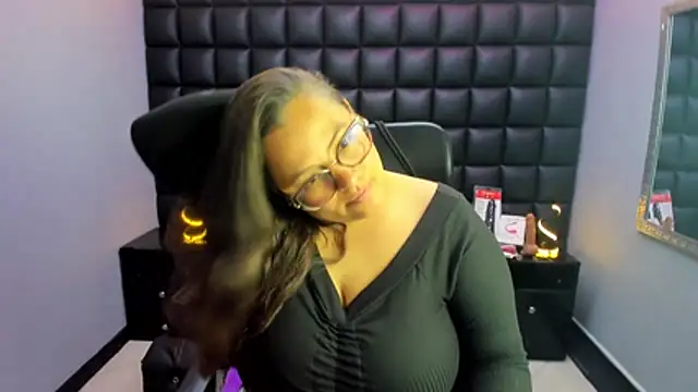 Sarah_Boobs_ live