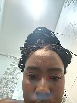 yara-ebony live