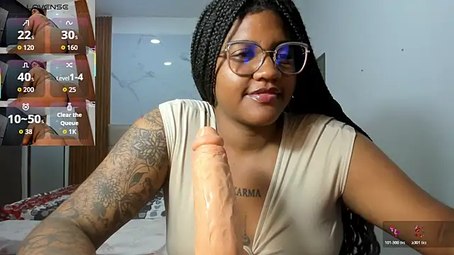 ZahraRose live