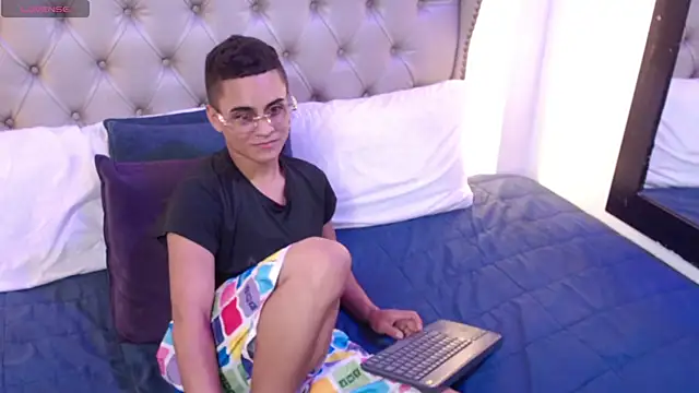 Liiamthompson live