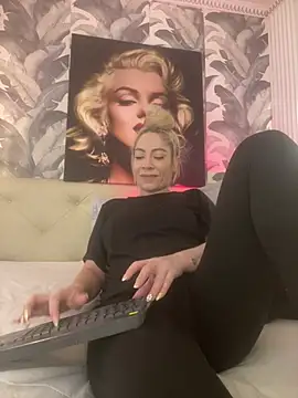 viktoria_davis_ live