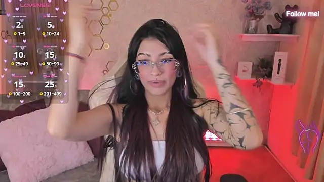 mia_devine_ live