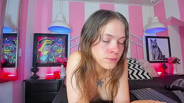 Liah_Grey8 live