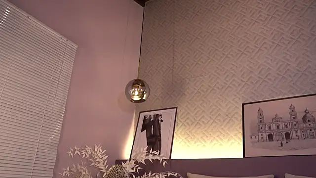 ElleDiane live