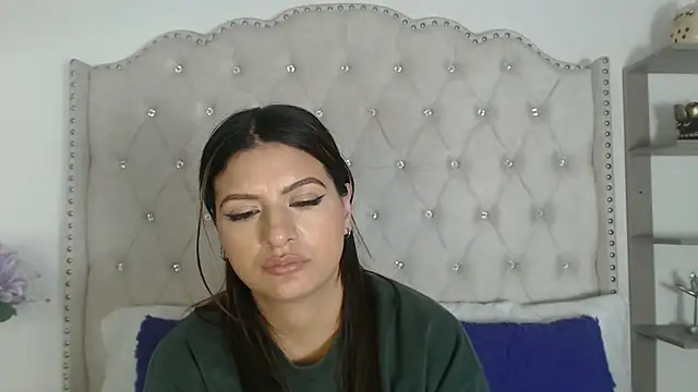 Abril_Squirt live