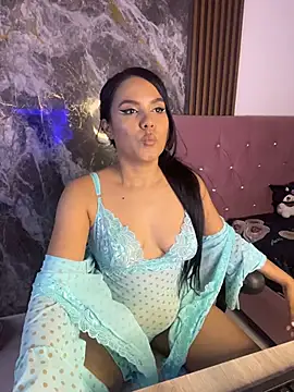 nicol_jone1 live